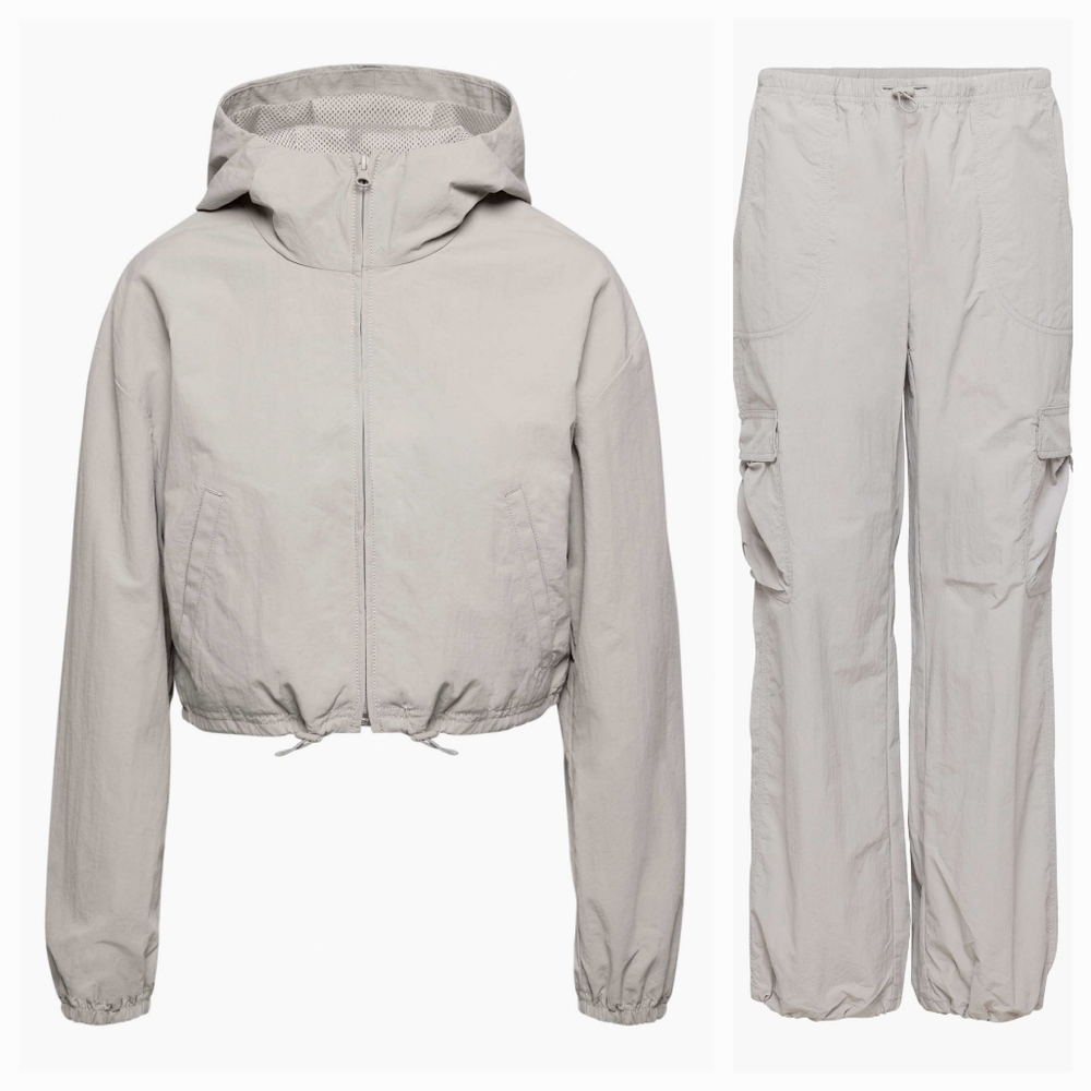 Aritzia Light Gray Hooded Windbreaker Jacket